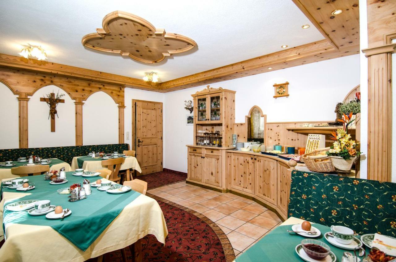 Hotel Garni Siegele - Inklusive Silvretta-Card Premium อิสชเกิล ภายนอก รูปภาพ